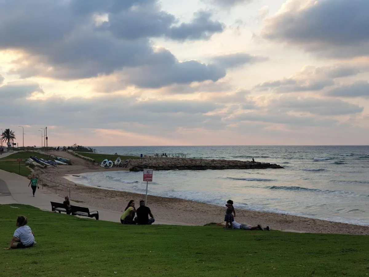 Blue Sky Hotel Haifa Izrael