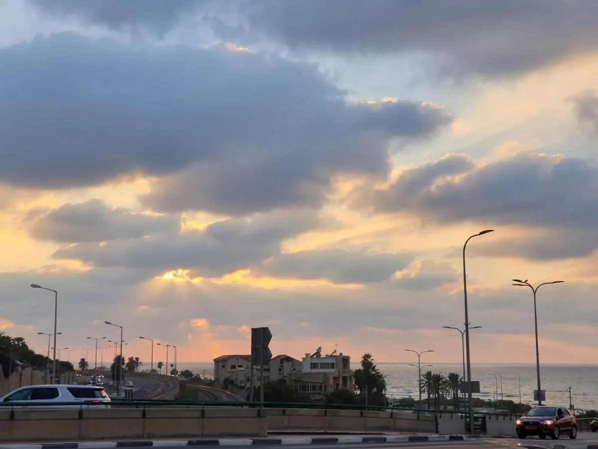 Blue Sky Hotel Haifa